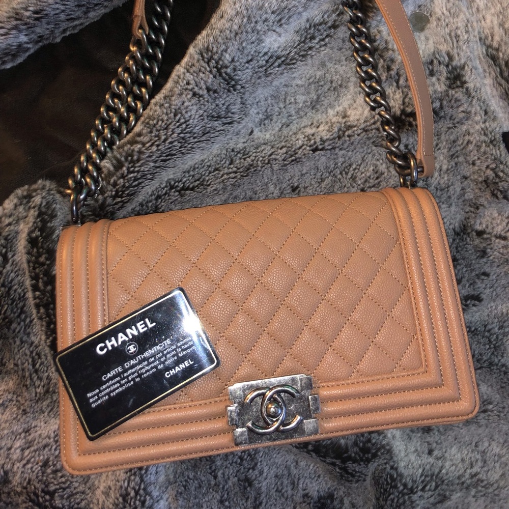 Chanel FlapBag (Camel) - Picture 1 of 8